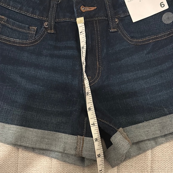 Aeropostale Women's Indigo Jean Shorts - Picture 6 of 9